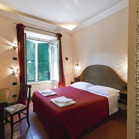Hotel Al Sanpietrino Rome Bagian luar foto