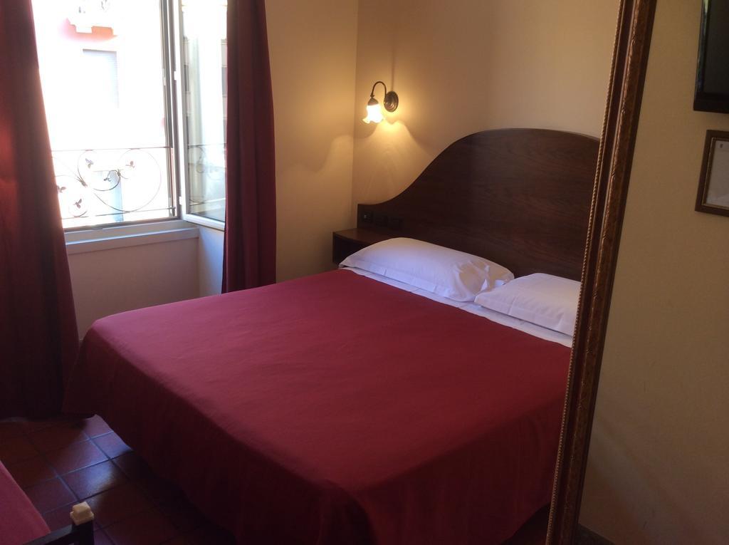 Hotel Al Sanpietrino Rome Bagian luar foto