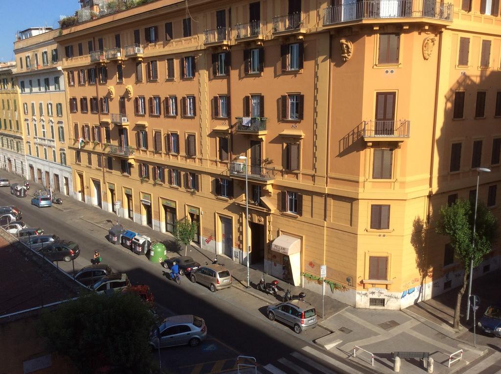 Hotel Al Sanpietrino Rome Bagian luar foto