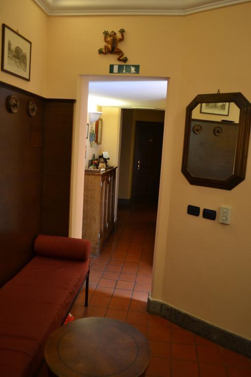 Hotel Al Sanpietrino Rome Bagian luar foto