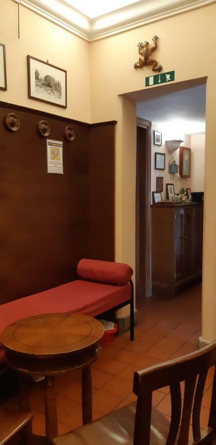 Hotel Al Sanpietrino Rome Bagian luar foto